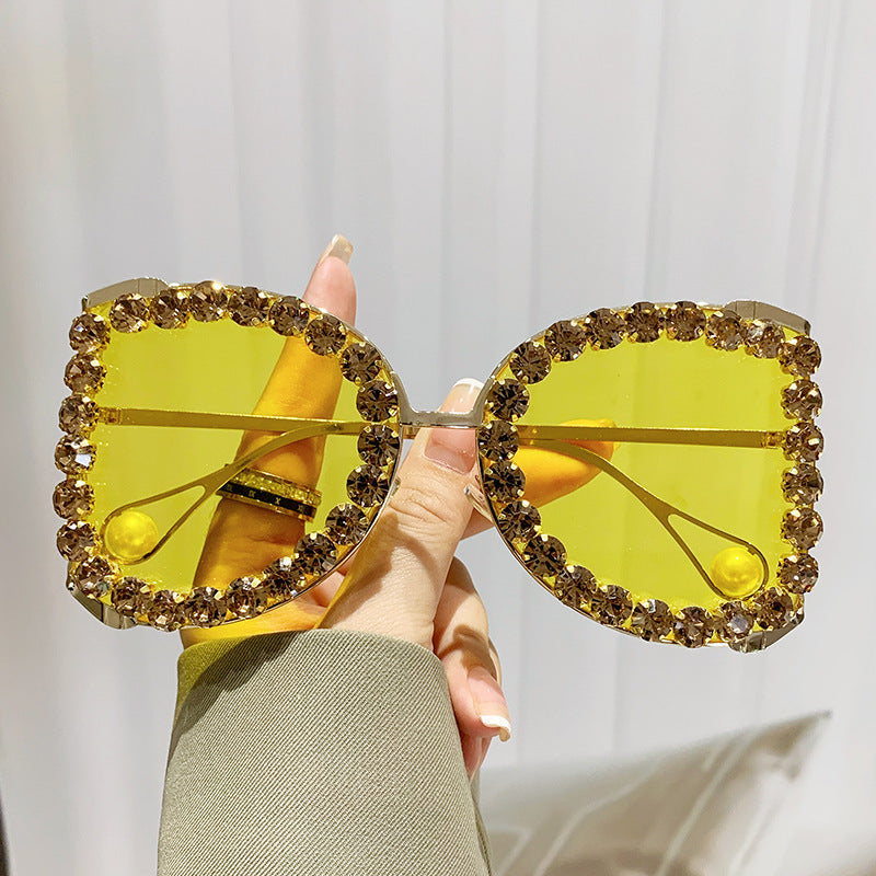 Women's extravagant cat-eye sunglasses with sparkling rhinestone frame Kalsten