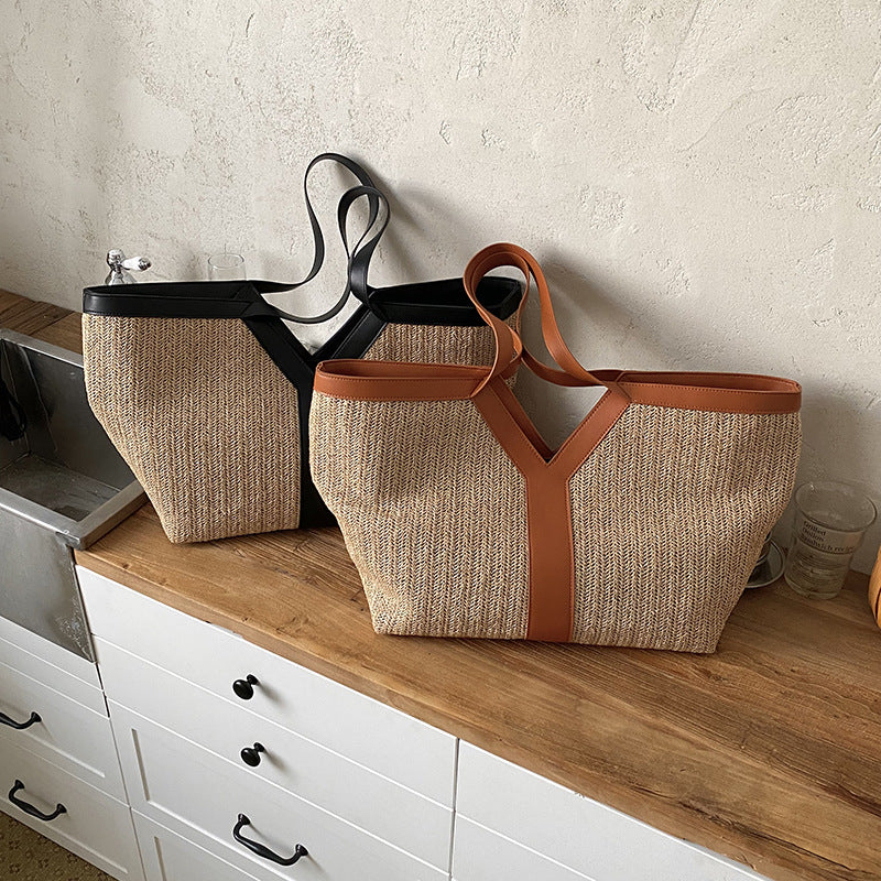Generous and Stylish Shopping Bag Kalsten