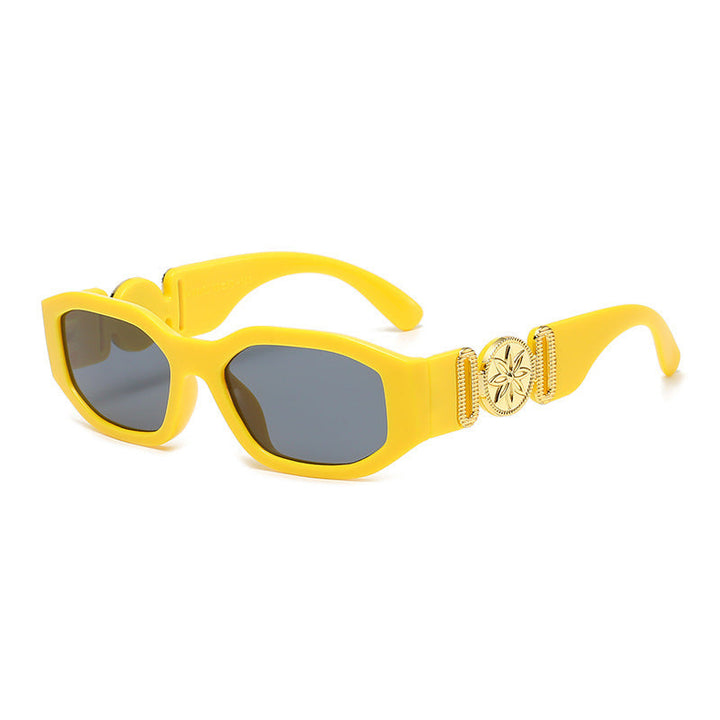 Ladies trendy and stylish sunglasses with luxurious details Kalsten