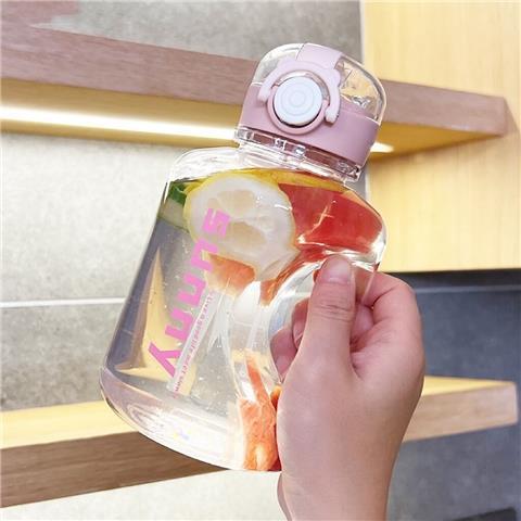 Ladies BPA-free drinking bottle with practical spout Kalsten