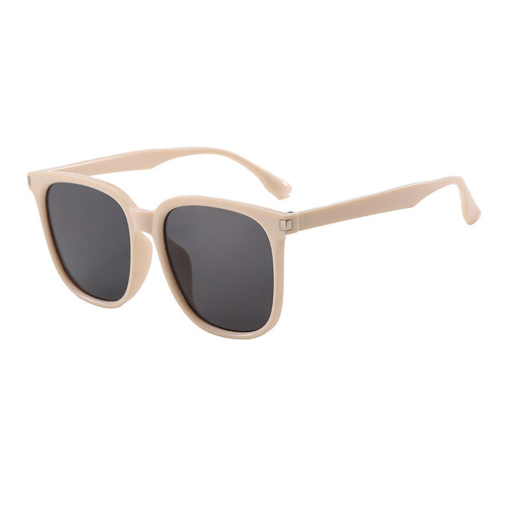 Women stylish fashionable sunglasses in square design Kalsten