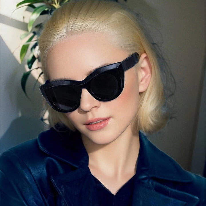 Women's Cat-Eye Sunglasses with Transparent Frame and Polarized Lenses Kalsten