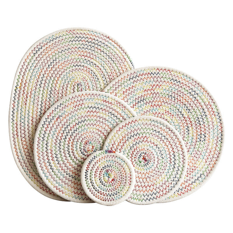 Ladies round placemats made of high-quality natural material Kalsten