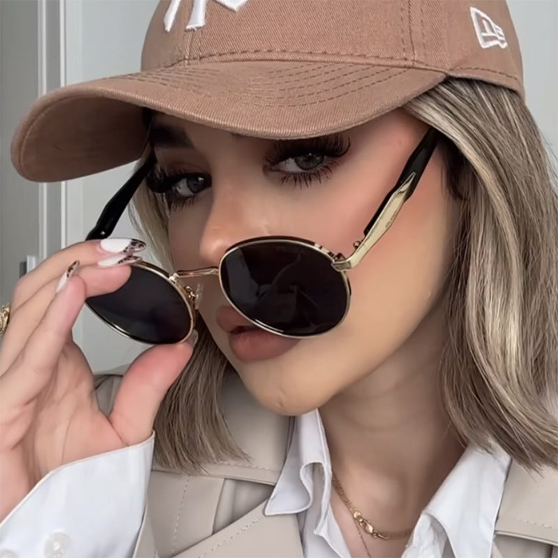 Vintage Inspired Round Frame Sunglasses Kalsten