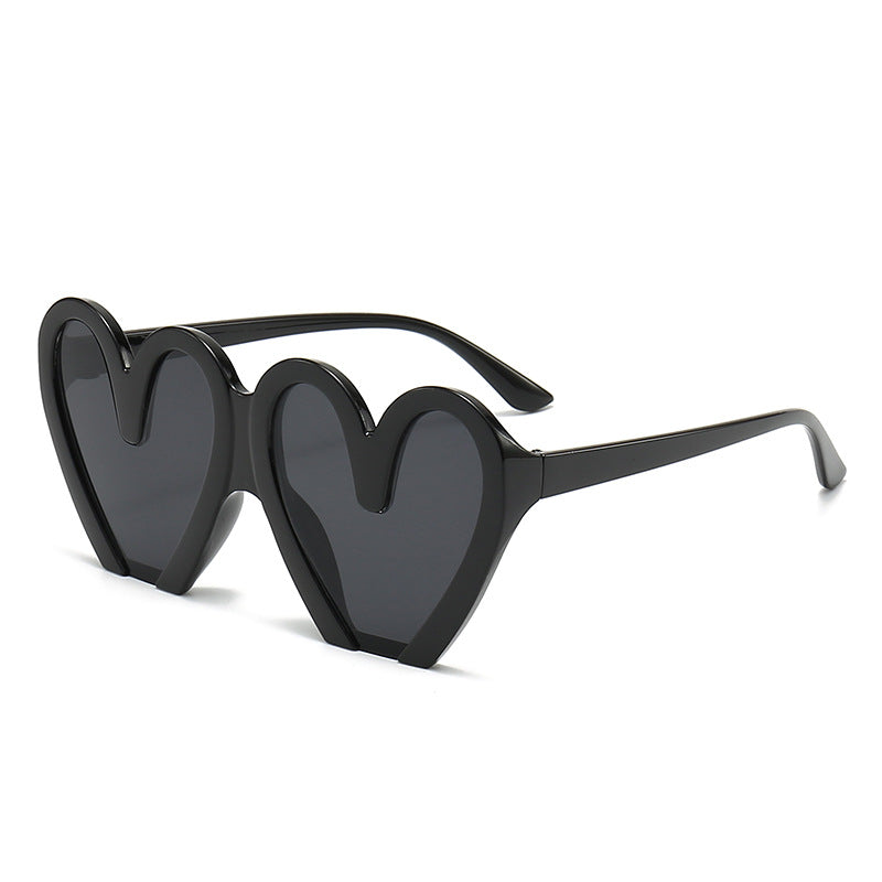 Women's fashionable sunglasses in unique heart design Kalsten