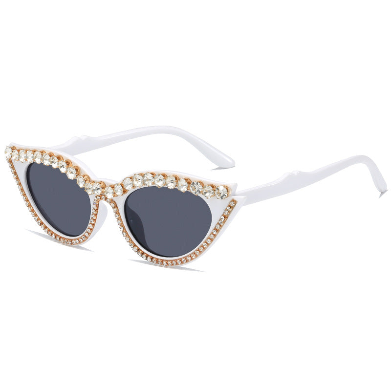 Women's extravagant cat-eye sunglasses with glamorous crystal embellishments Kalsten