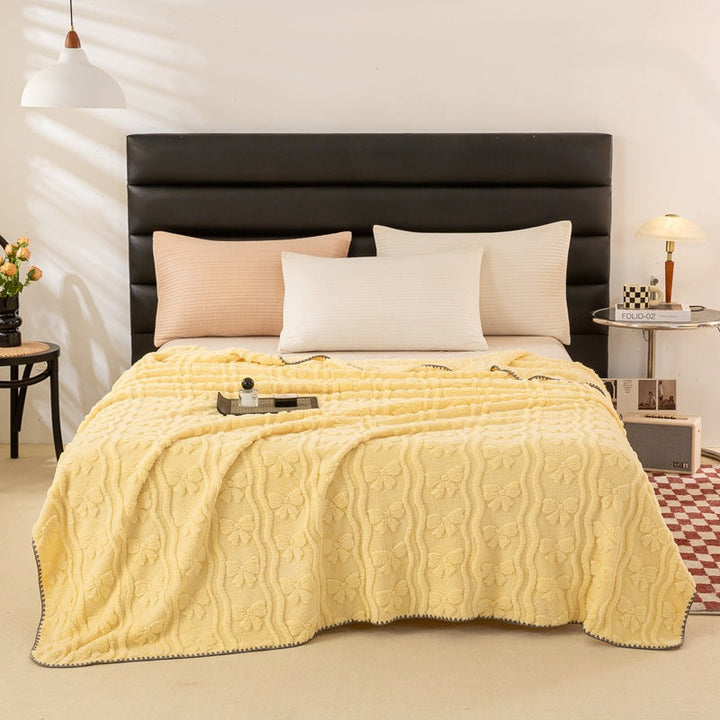 Ladies Cozy and Soft Blanket with Floral Pattern Kalsten