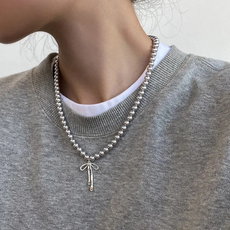 Delicate pearl necklace Kalsten