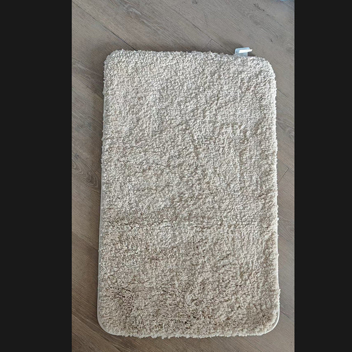 Plush Bath Mat Kalsten