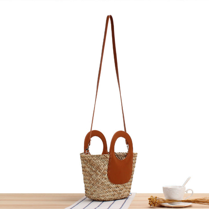 Designer Shoulder Bag in Modern Wave Pattern Kalsten