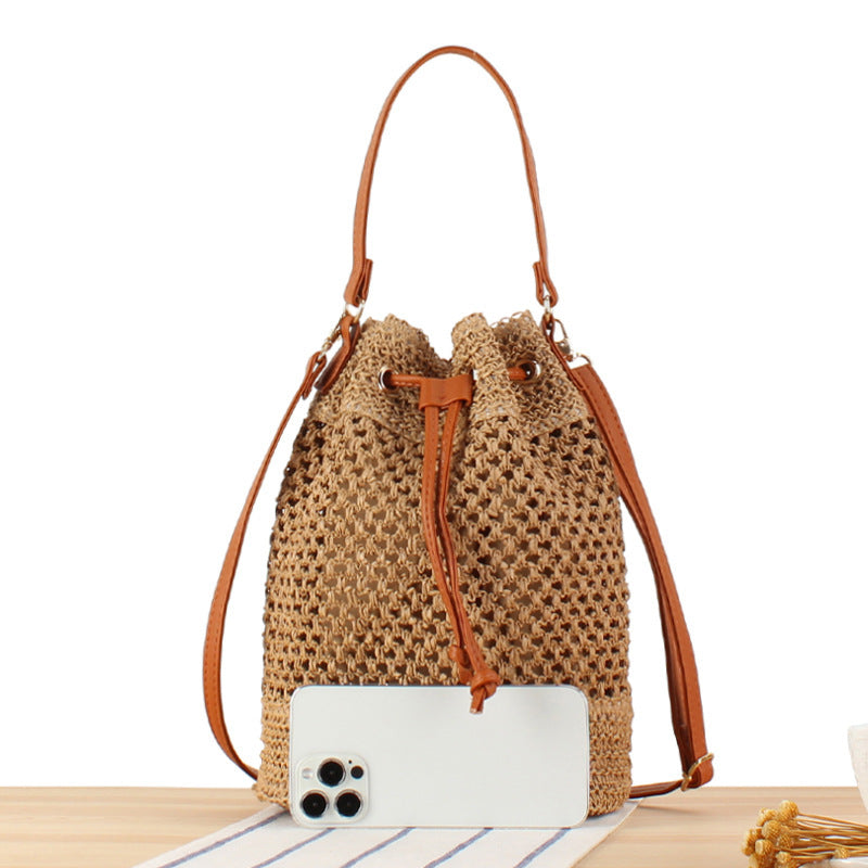 Braided Bucket Bag Made of Natural Material Kalsten