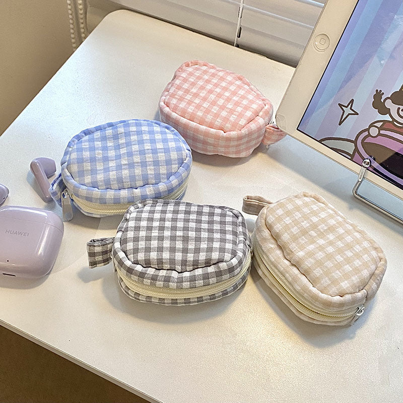Handmade cosmetic bag in gingham design Kalsten