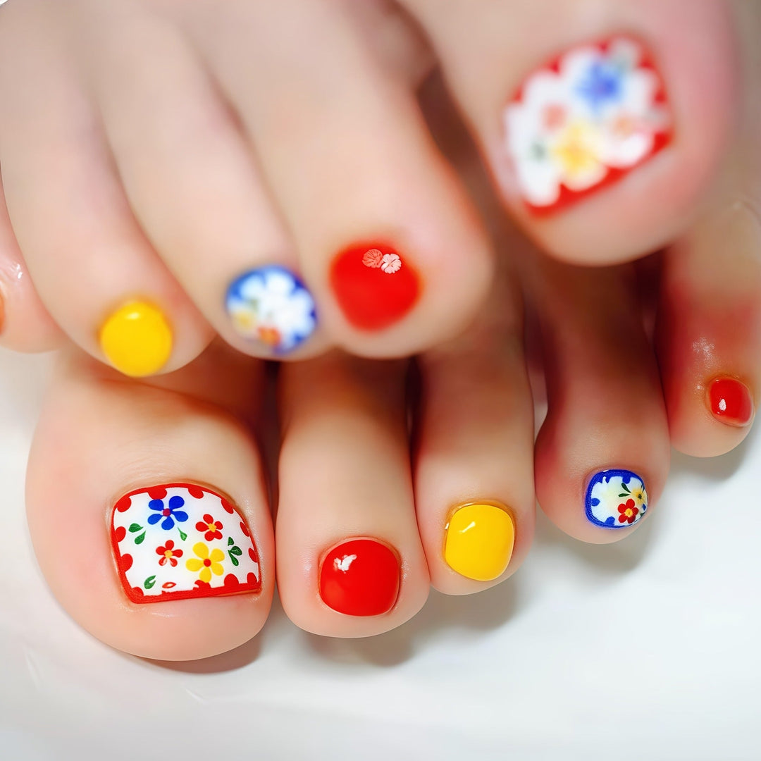 Elegant toenail art Kalsten