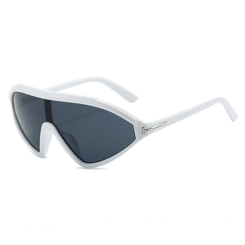 Women sporty sunglasses with ergonomic full rim design Kalsten