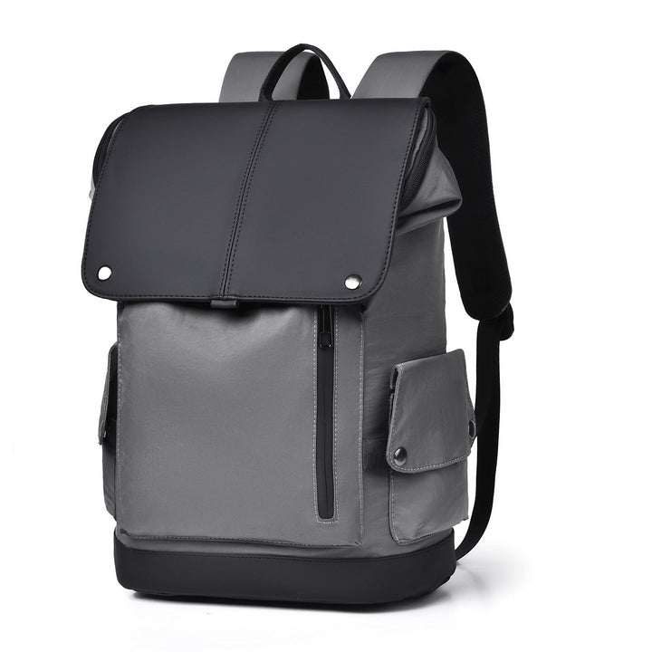 Urban backpack with waterproof material and intelligent compartment system Kalsten