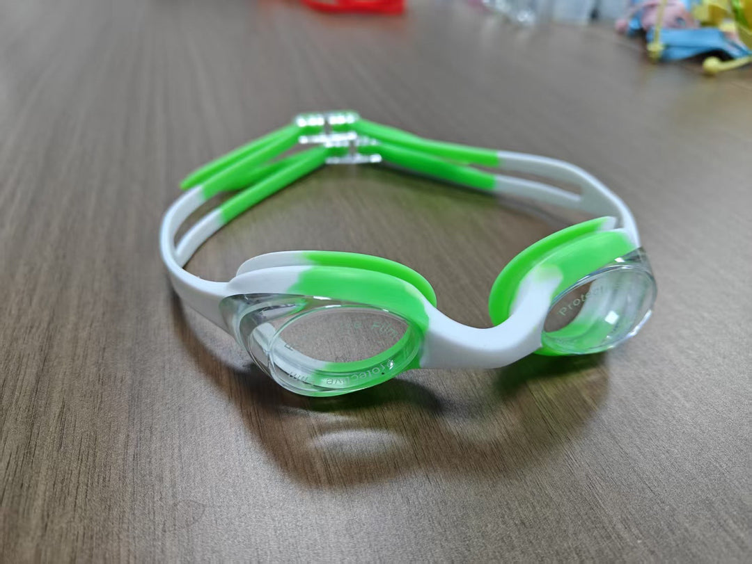 Swim goggles with anti-fog and UV protection technology Kalsten