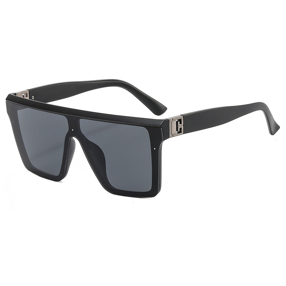 Women oversized sunglasses in trendy style with wide frame construction Kalsten