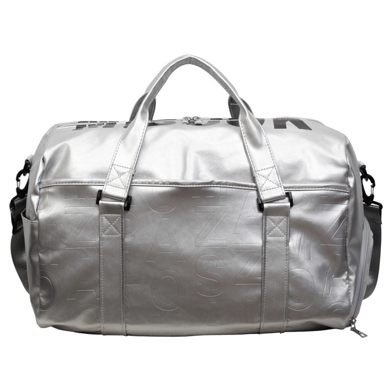 Sporty travel bag with water-repellent outer material and extensive interior organization Kalsten