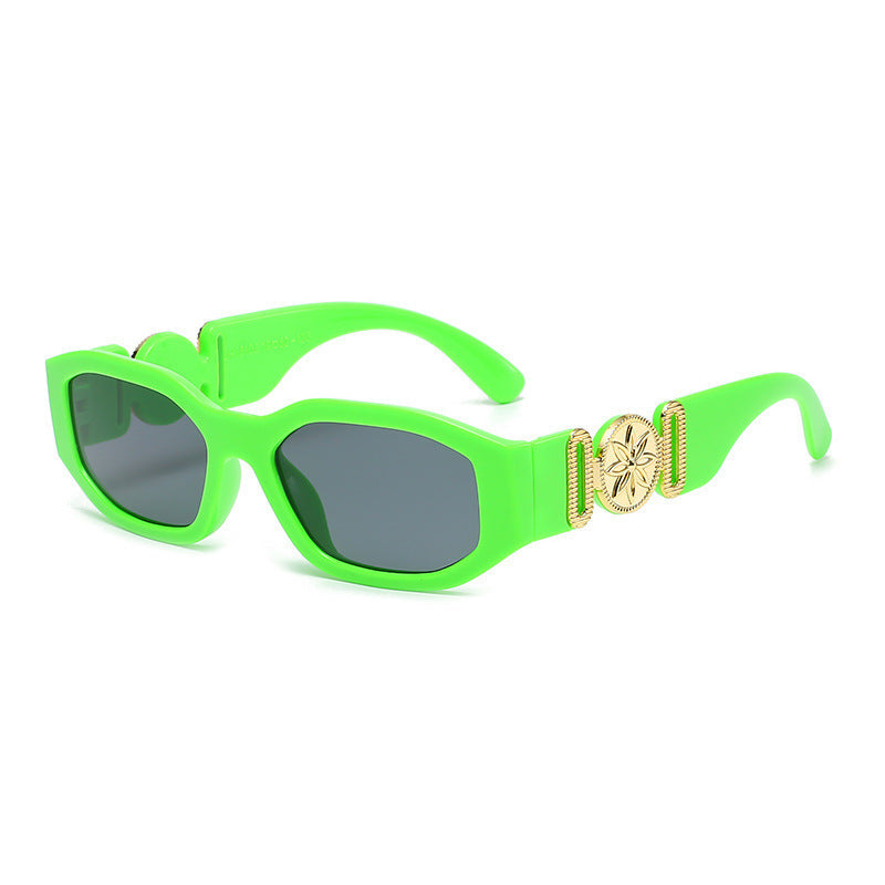 Ladies trendy and stylish sunglasses with luxurious details Kalsten