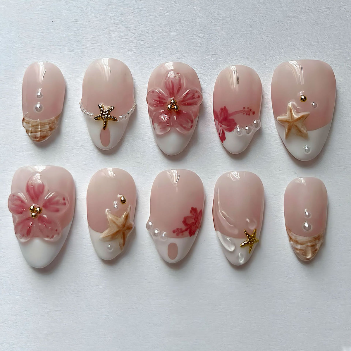 Artificial nails with exclusive flower design Acalora