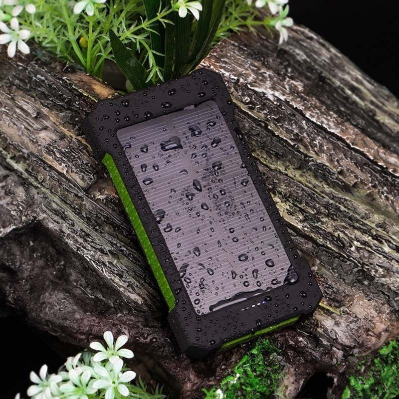 Solar power bank with high charging efficiency and robust housing Kalsten