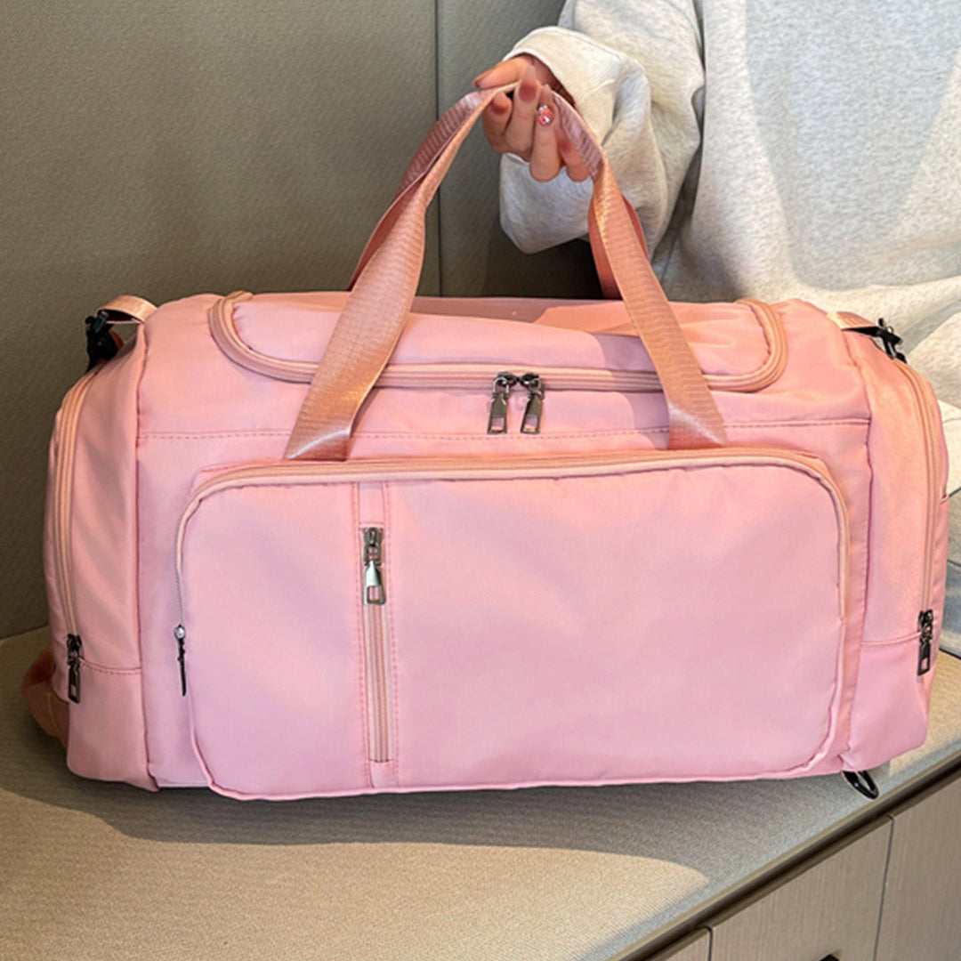 Travel bag with versatile storage and robust zippers Kalsten