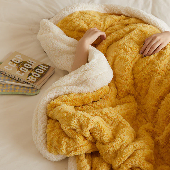 Ladies cozy reversible blanket with luxurious Sherpa lining Kalsten