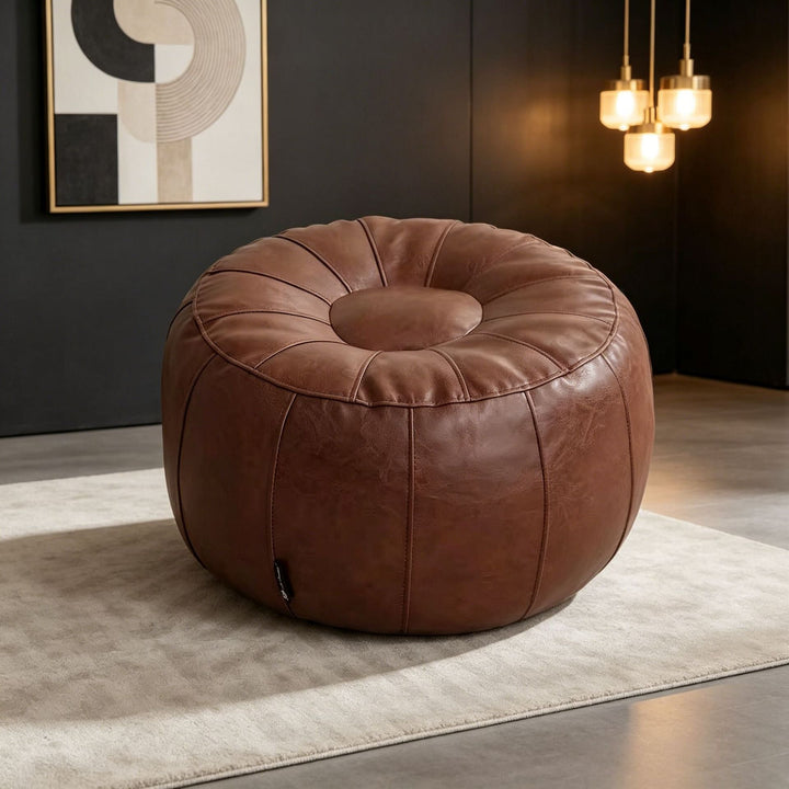 Ladies Elegant Leather Stool in Modern Design Kalsten
