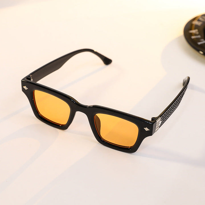 Women's fashionable reading glasses with ergonomic design Kalsten