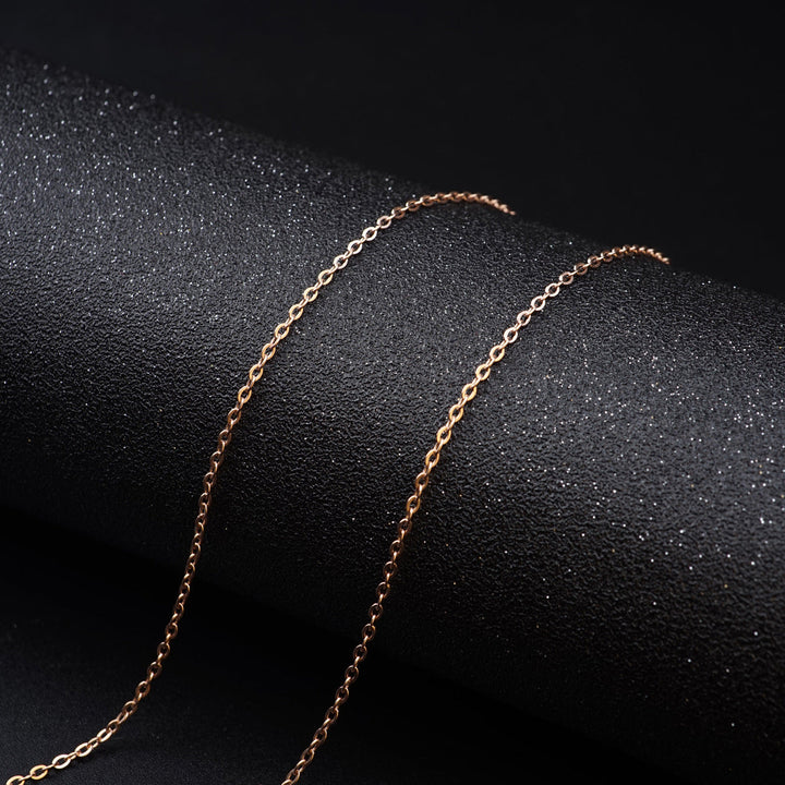 Sleek Minimalist Chain Eyewear Holder Kalsten