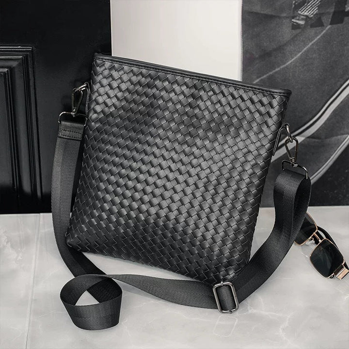 Trendy Crossbody Bag Made of Woven Material Kalsten