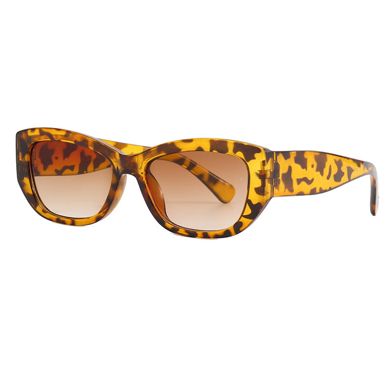 Women's fashionable Cat-Eye sunglasses made of sturdy plastic Kalsten