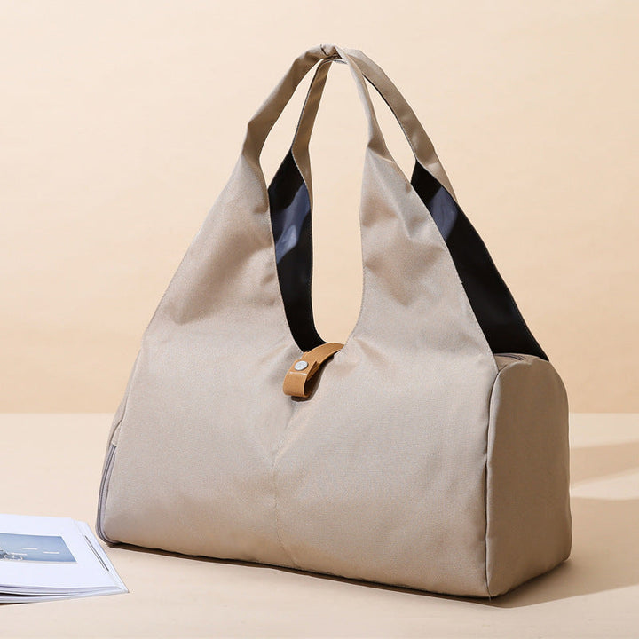 Comfortable tote bag with innovative shape and adjustable carrying handle Kalsten