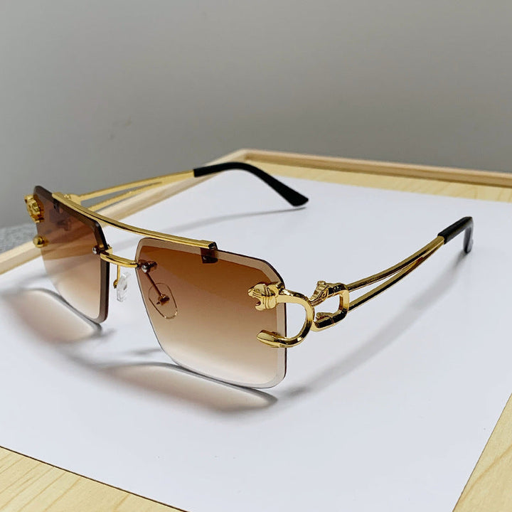 Women's glasses with extravagant frame and luxurious accents Kalsten