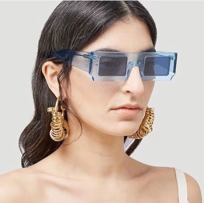 Ladies statement sunglasses with square frame and futuristic design Kalsten