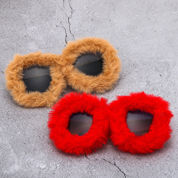 Ladies eye-catching oversized sunglasses with a unique fur touch Kalsten