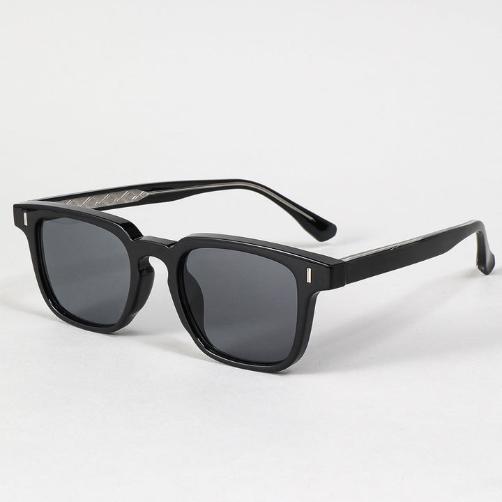 Women's sunglasses in modern statement style with reinforced Kalsten frame