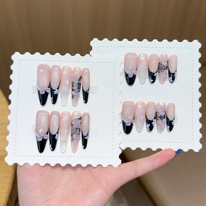 Artificial Nails In Elegant Floral Design Kalsten
