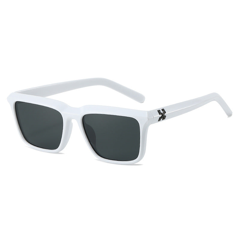 Women's fashionable sunglasses in modern rectangular design Kalsten