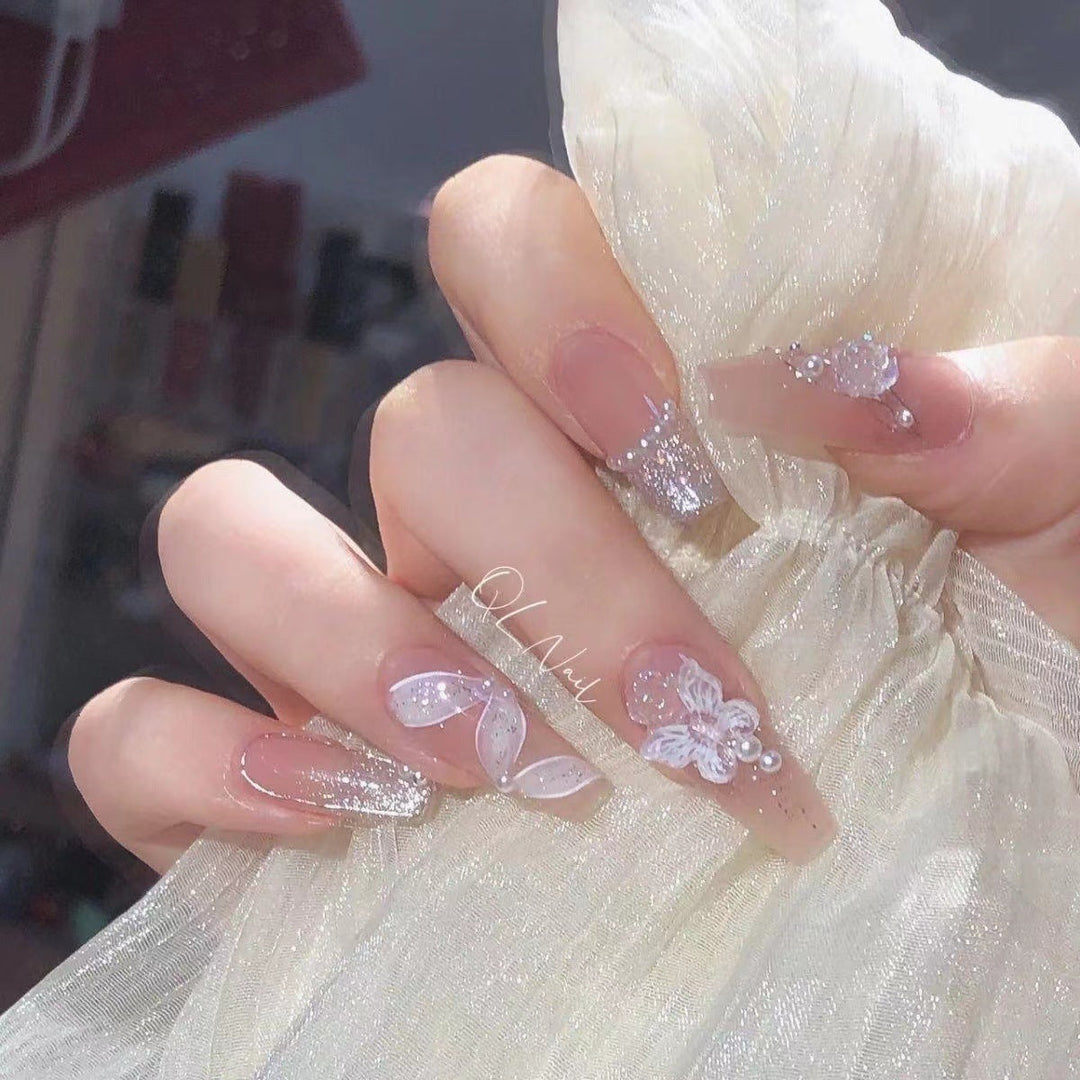 Artistic Floral-Design Press-On Nail Set Kalsten
