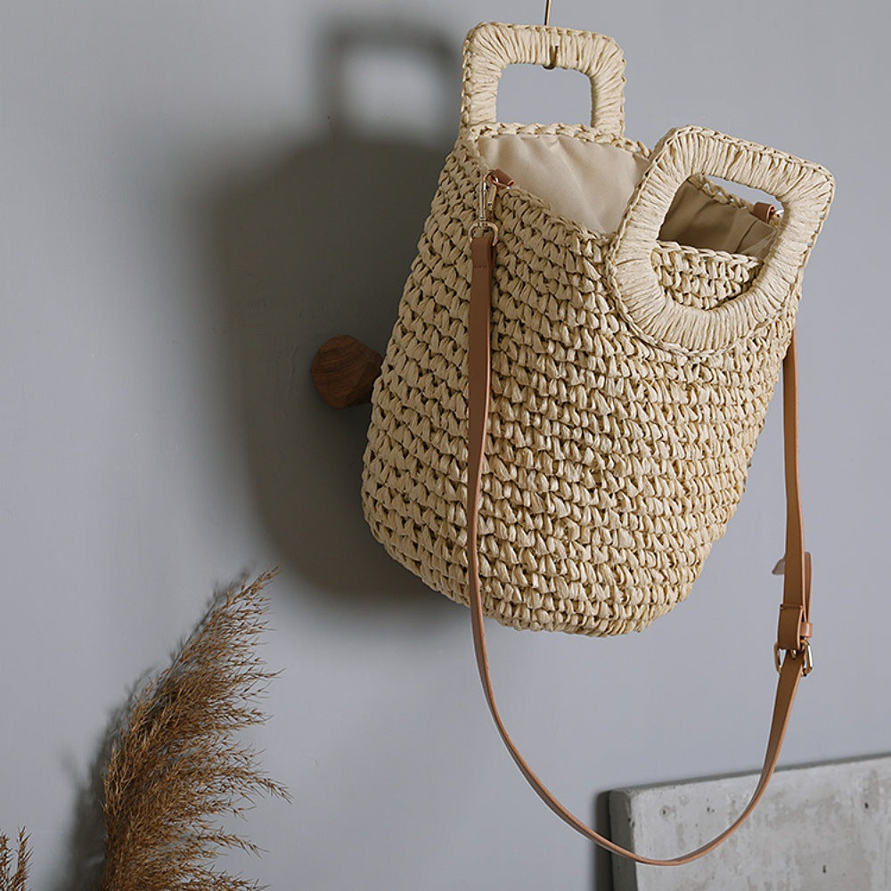 Handcrafted Carrying Bag Made of Natural Wicker Kalsten