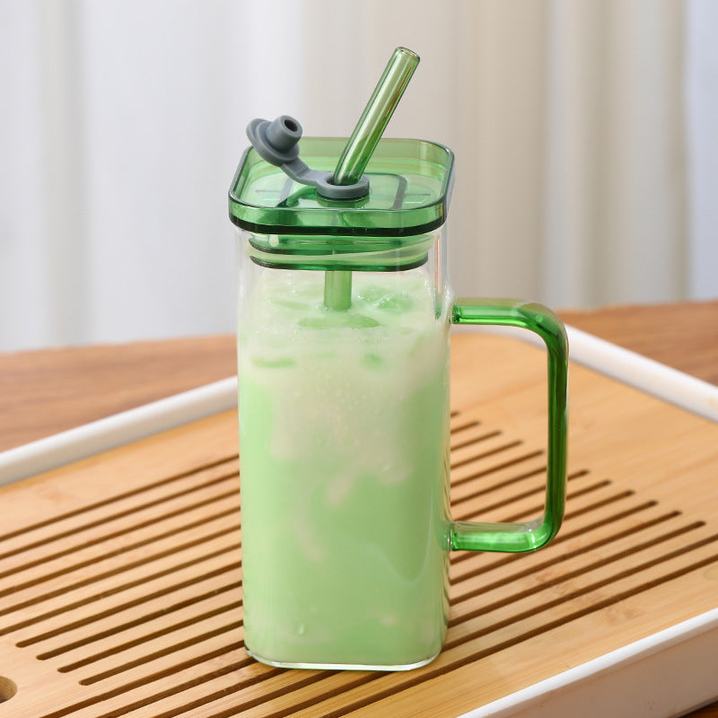 Women's drinking container with innovative lid system and integrated straw Kalsten