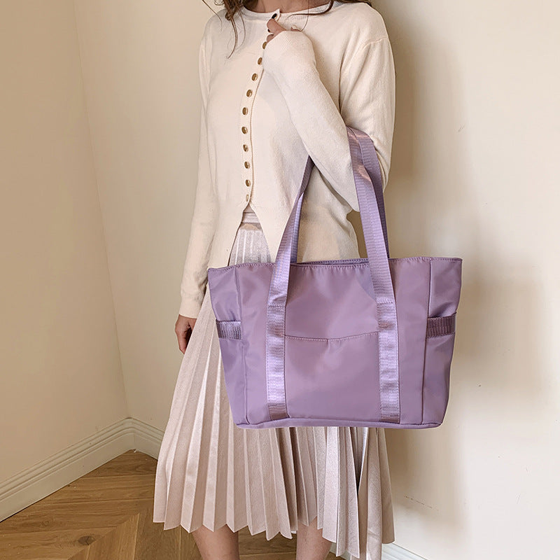 Spacious shopping bag with multifunctional compartments Kalsten