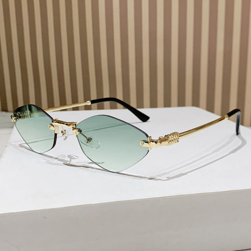 Women's Cat-Eye Sunglasses in Modern Elegance Style Kalsten