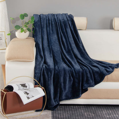 Women's luxurious fleece blanket with soft texture Skanto