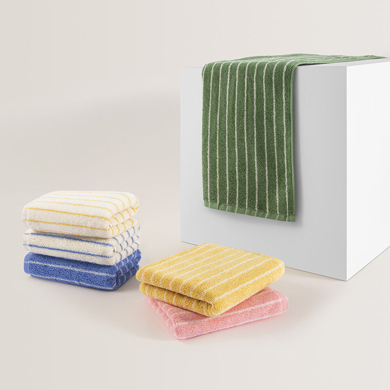 Women's Velour Bath Towel with Striped Design Kalsten