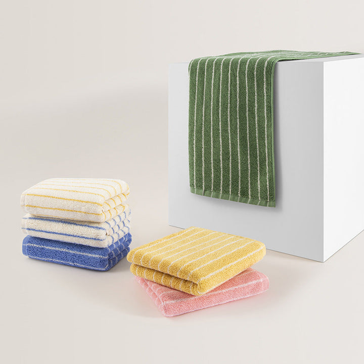 Women's Velour Bath Towel with Striped Design Kalsten