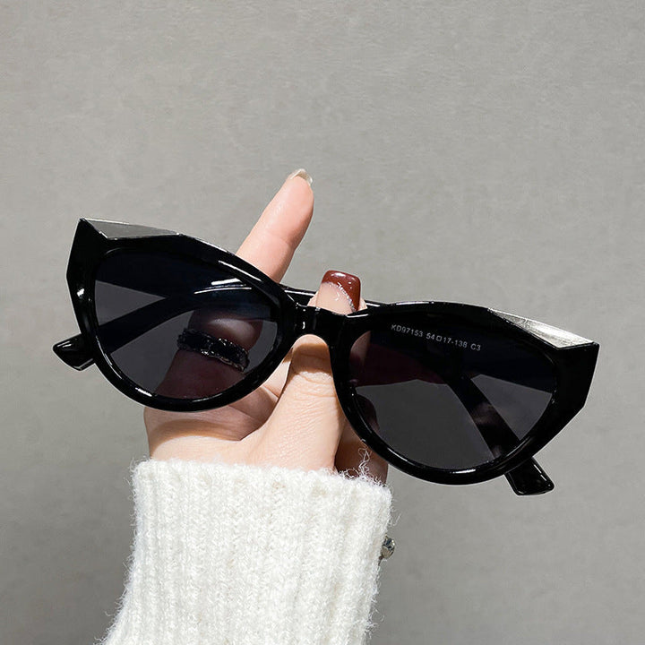 Women’s fashionable cat-eye sunglasses with shiny details Kalsten