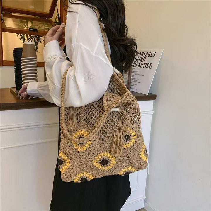 Stylish and Spacious Shopping Bag Kalsten
