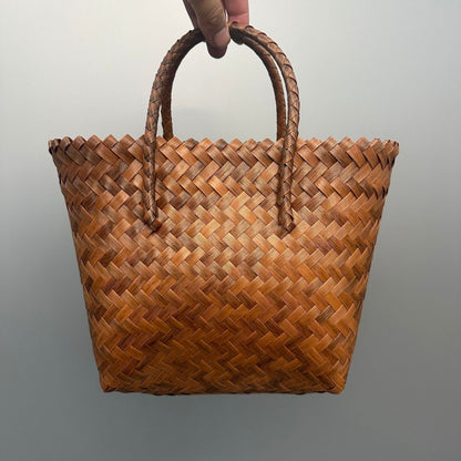 Handcrafted straw bag Acalora